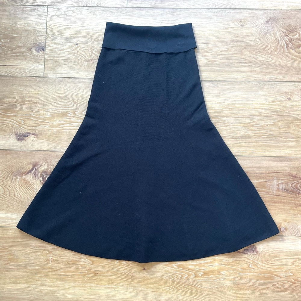 Ann Taylor‎ Black A-Line Midi Skirt